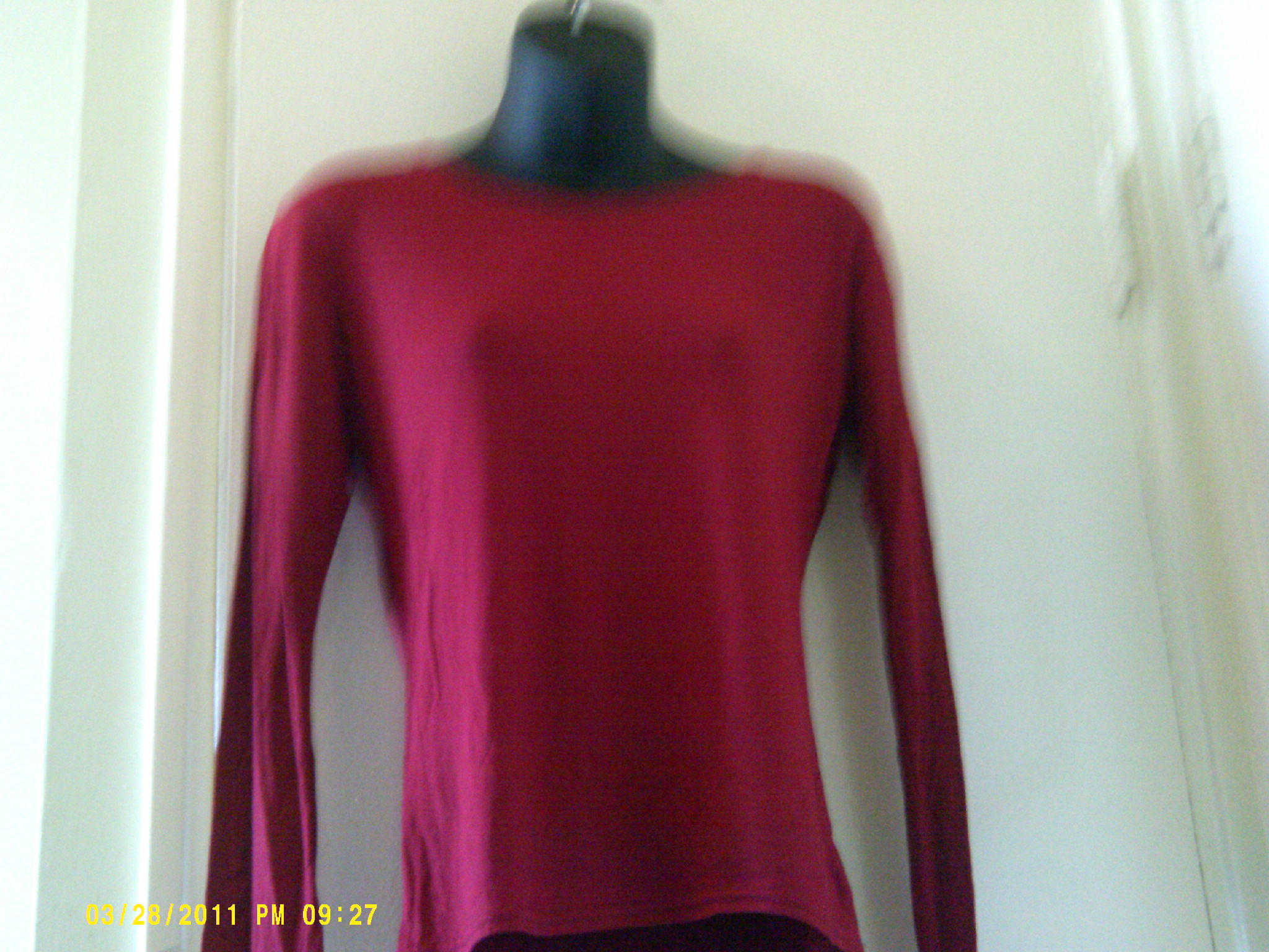 top red long sleeve acrylic